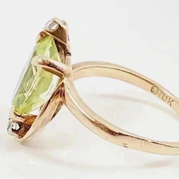 Vintage 10k Gold Cocktail Ring oval cut Spinel green quartz ring size 5.75 - Picture 3 of 6